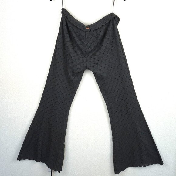 Free People Black Knit Crochet Bell Bottom Pants Women’s XS Boho Flare Scallop H - Picture 4 of 9